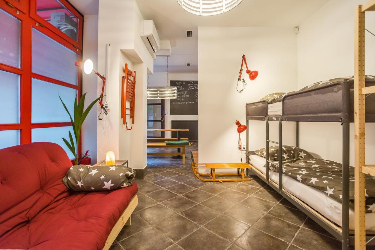 Apartma N'Poznam Ljubljana Buitenkant foto